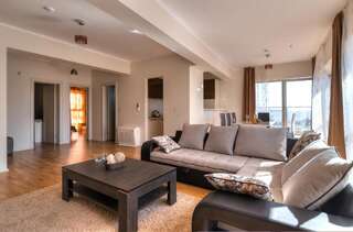 Апартаменты Apartments Harmonia Colours Будва Улучшенные апартаменты с 3 спальнями и видом на море-6